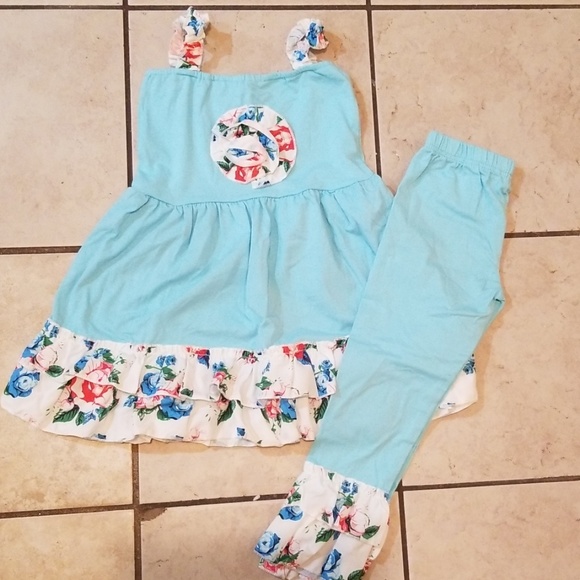 Girls boutique ruffle outfit size 120 (4 to 6) nWT - Picture 1 of 6